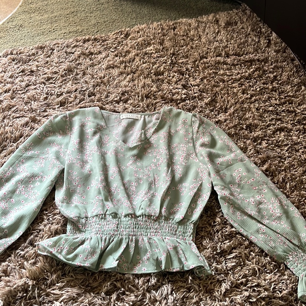 light green top